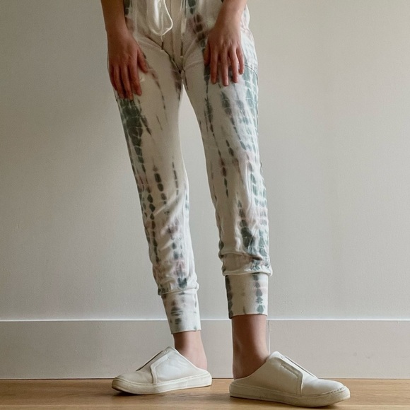 NWT YOUNG FABULOUS & BROKE TIE DYE JOGGERS-  S - Picture 3 of 14